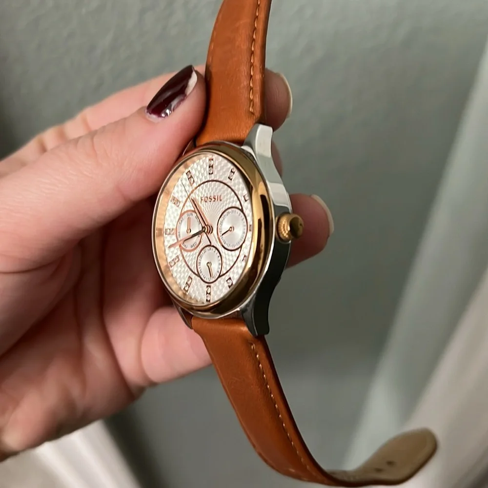 FOSSIL brown leather band watch - Picture 6 of 6